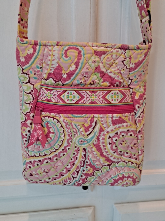 Vera Bradley Handbags - Vera Bradley Capri Melon Pink Multi Quilted Paisley Retired Cotton Crossbody